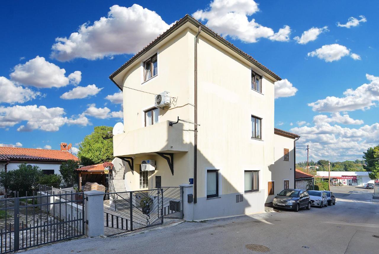 Apartments Jadranka 1279 Pomer Exterior foto